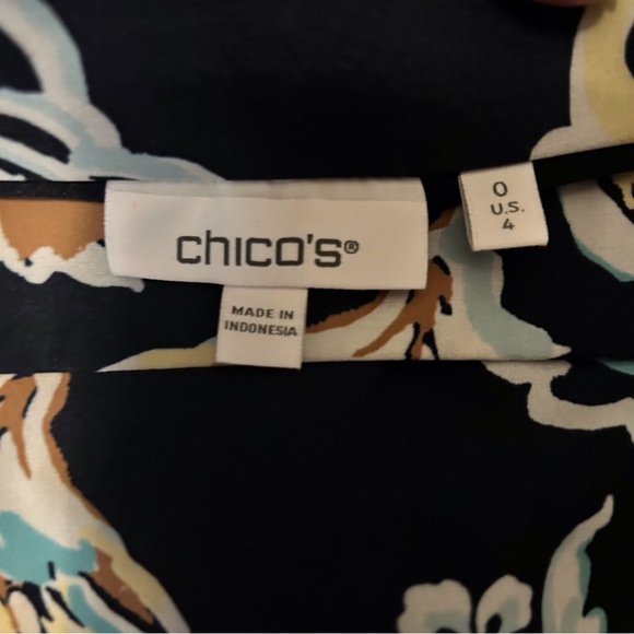 Chicos Floral Print Skort with Pockets - Picture 7 of 10